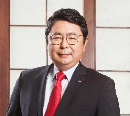 김상범 이수그룹 회장.